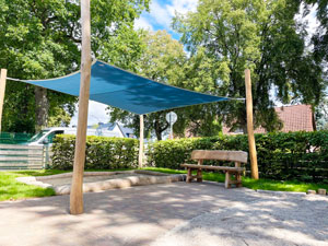 Kita St Thomas Krippengelaende Sonnensegel s